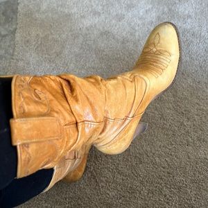 Super Soft Leather Stylish Cowboy Boots